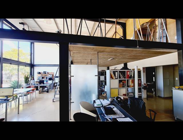 1,580M² WAREHOUSE FOR SALE IN KYA SANDS